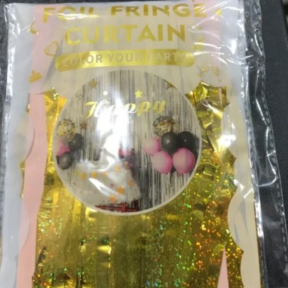*NWT* 2pk of Tinsel Foil Fringe‎ Curtains Party Photo Backdrop & decor